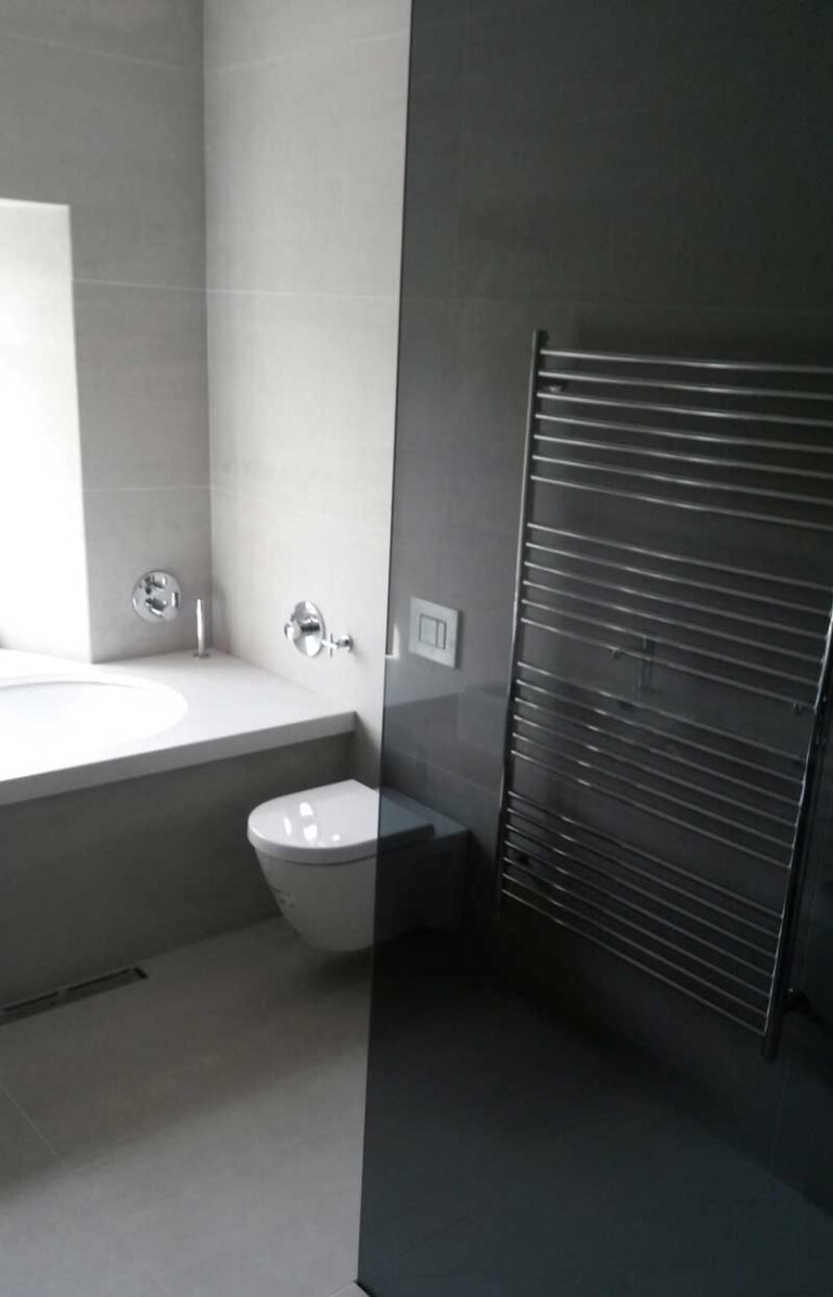 Bathroom renovation – project photo 12
